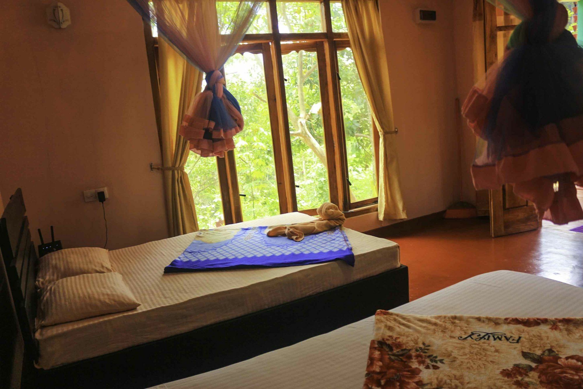 Yoho Nilmini Homestay Элла Экстерьер фото